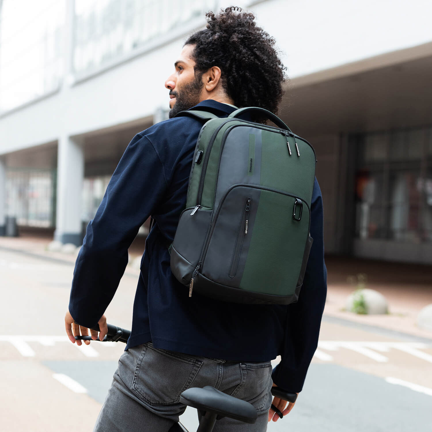 Samsonite laptop hot sale backpack ii