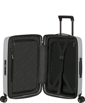 Nuon Spinner uitbreidbaar (4 wielen) 55cm 55 x 40 x 20/23 cm | 2.5 kg Nuon Spinner uitbreidbaar (4 wielen) 55cm 55 x 40 x 20/23 cm | 2.5 kg