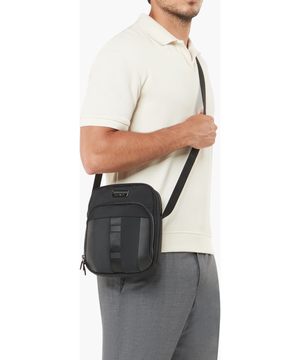 Urban-Eye Crossbody tas M 24 x 19 x 9 cm | 0.4 kg