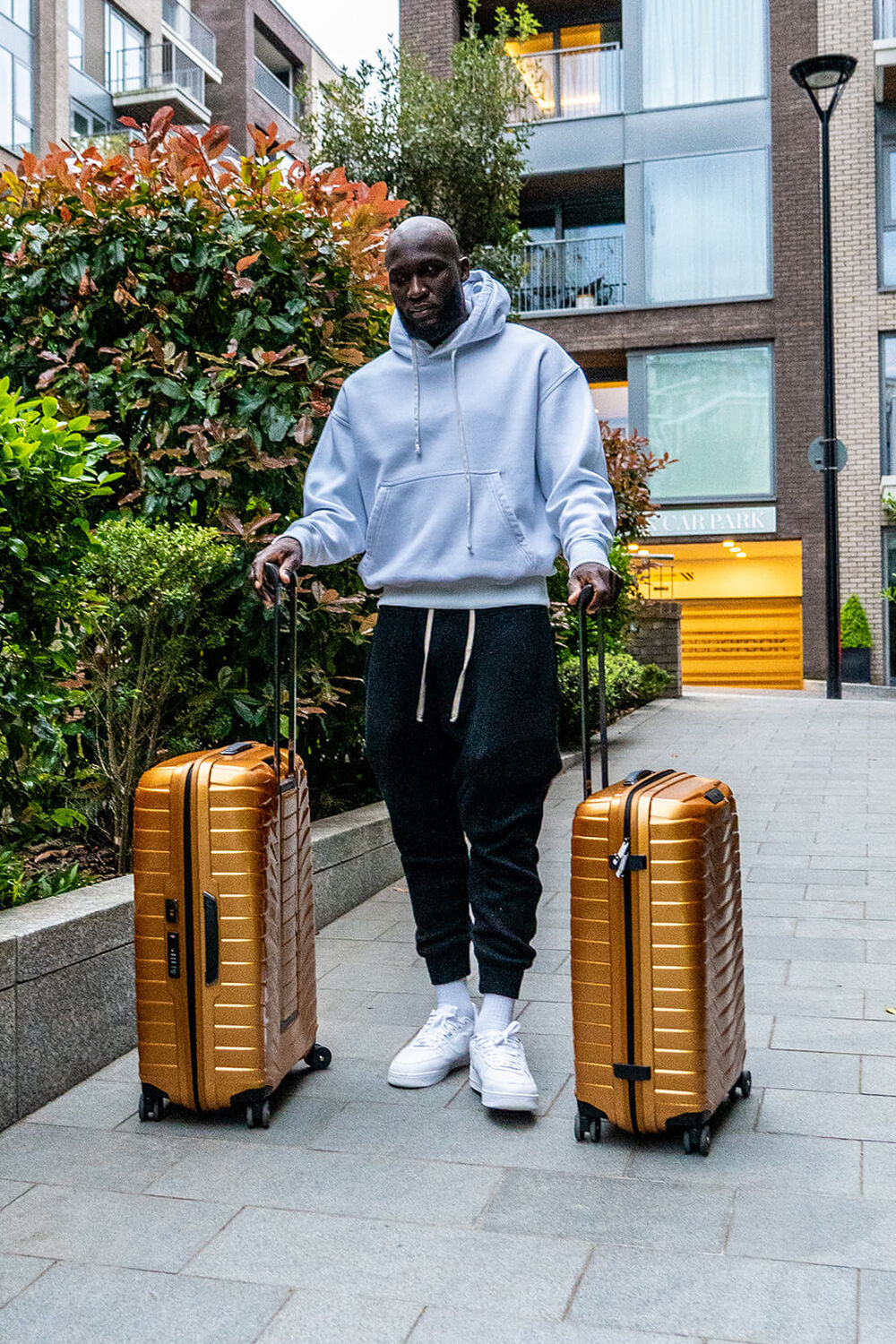 Samsonite REIS ZOALS EEN VOETBAL ICOON REIS ZOALS EEN VOETBAL ICOON