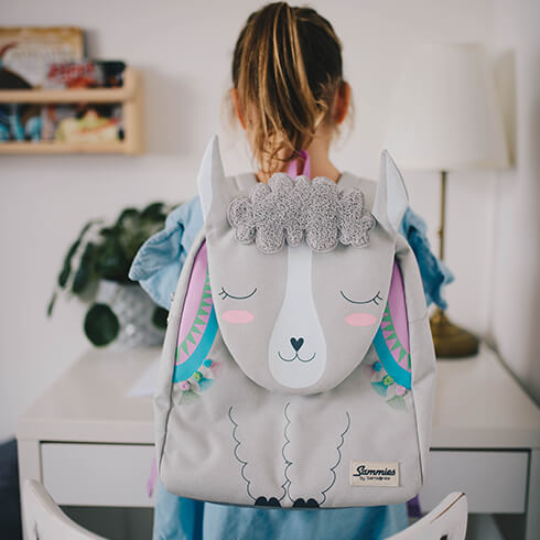 Met deze nieuwe collectie kindertassen kan jouw kleine avonturier (2-4 jaar) elke belevenis aan!