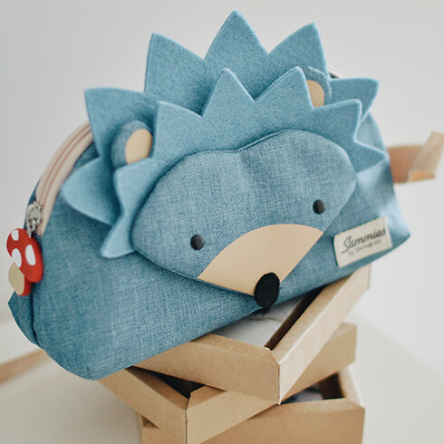 Met deze nieuwe collectie kindertassen kan jouw kleine avonturier (2-4 jaar) elke belevenis aan!